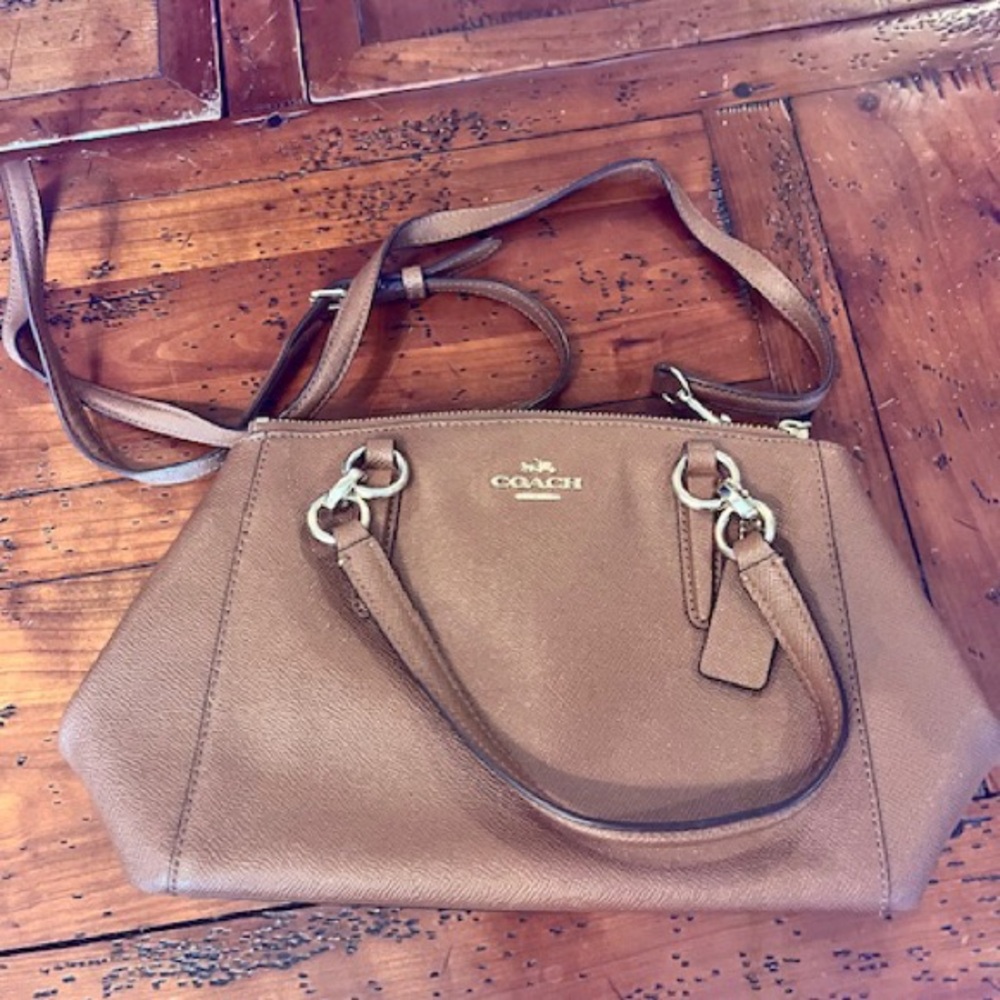 Coach Brown Leather Women's Bag w Coin Purse